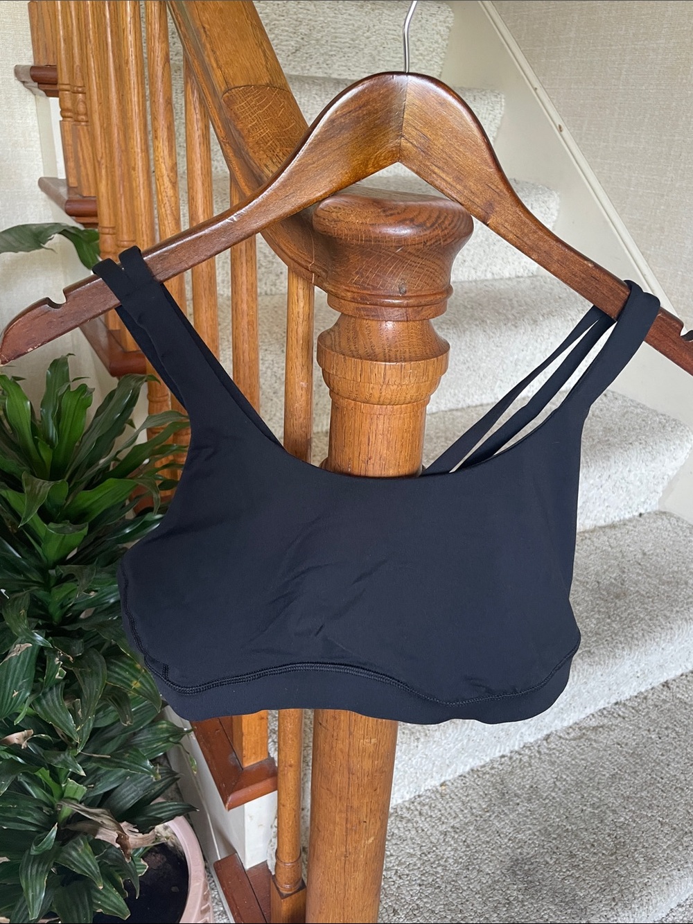 Lululemon Black Strappy Energy Sports Bra 10